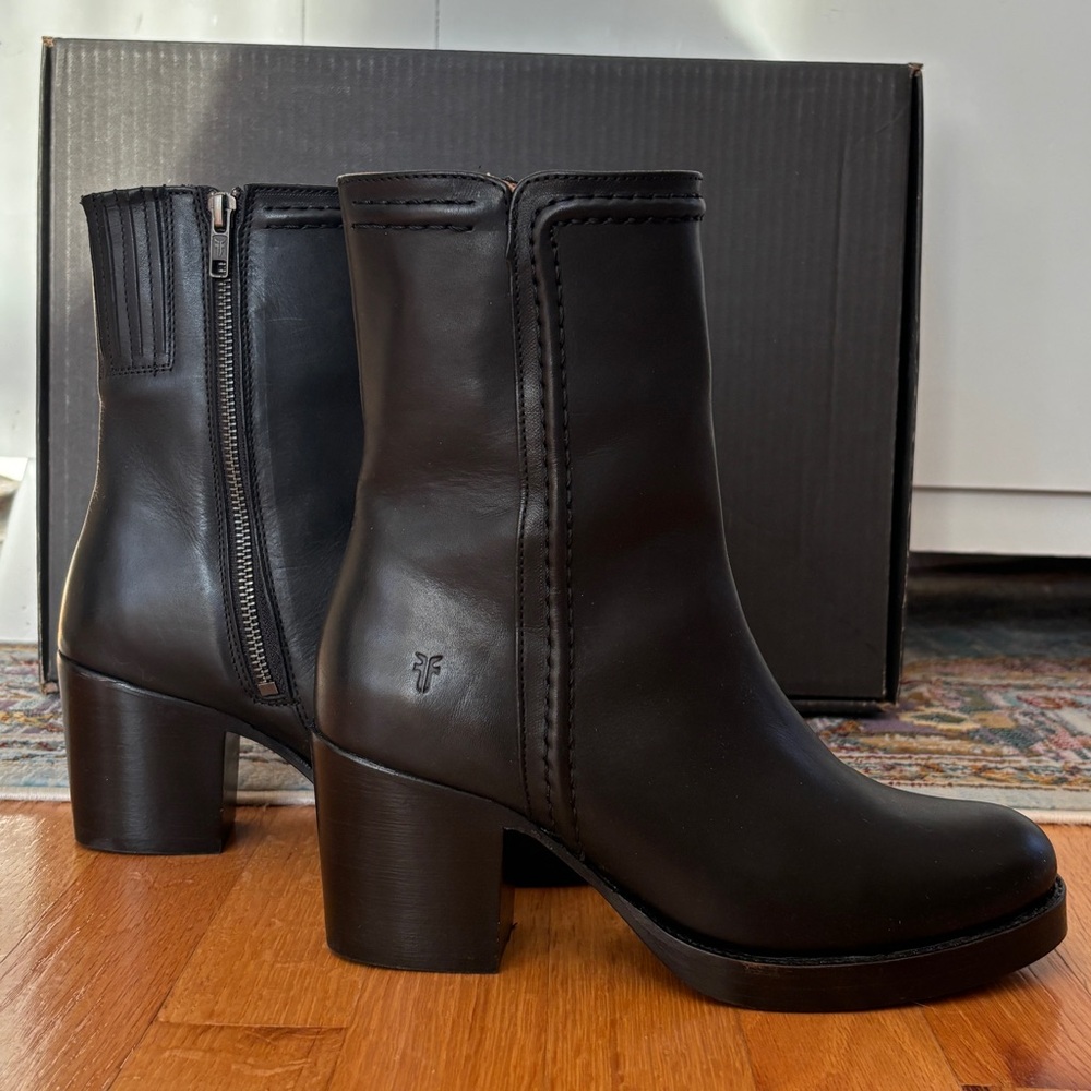 Frye Women's Black Leather Heeled Boots